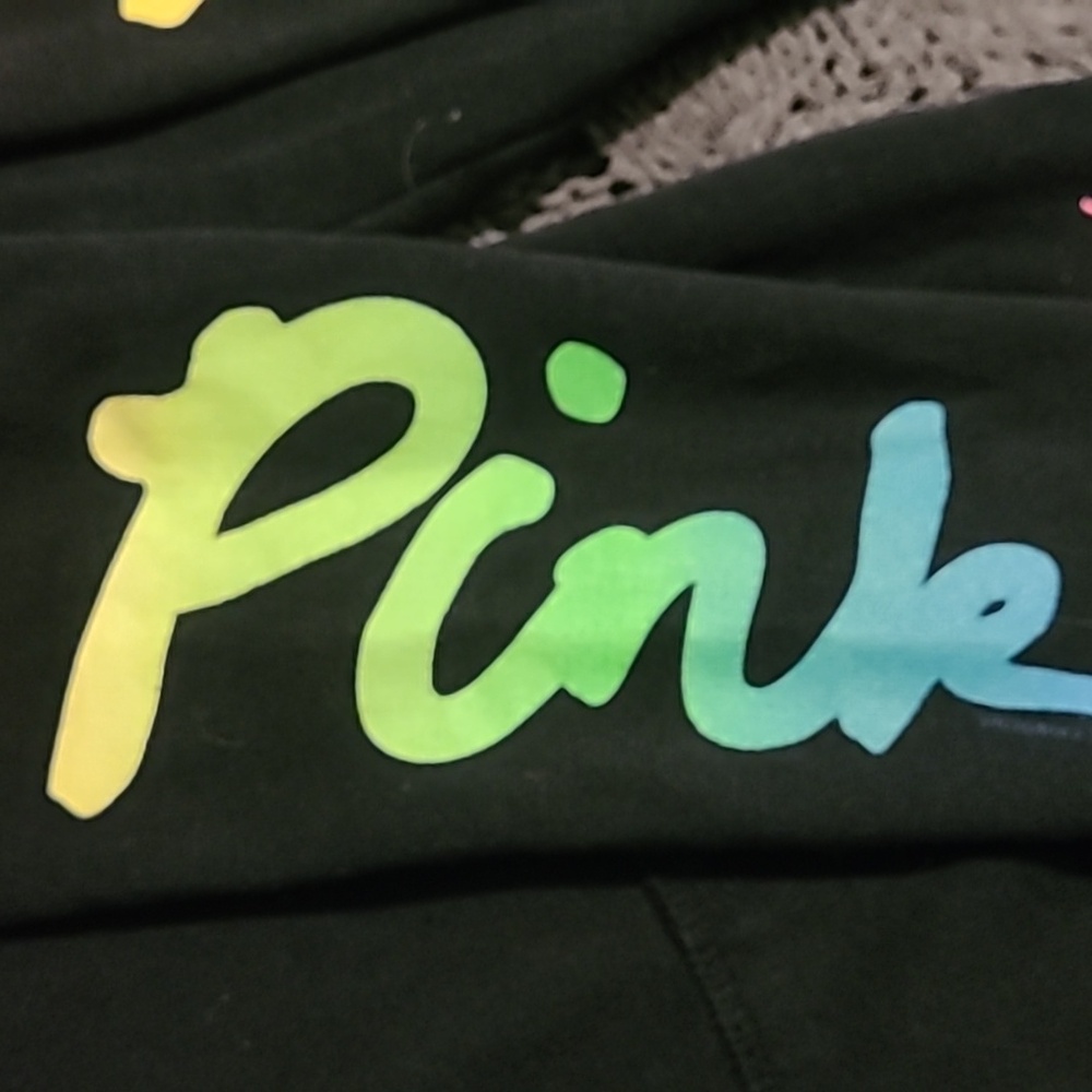 PINK VS 2012 HTF gradient Ombre' logo set - Picture 16 of 16